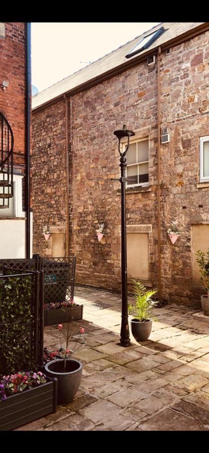 Courtyard Holiday Apartments Belper Exterior photo